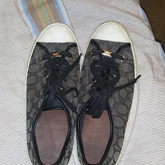 Size 10 Coach Shoes - Picture 2 of 4